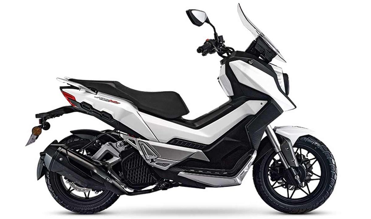 Skutik Adventure Penantang Honda ADV 150 dari Malaysia